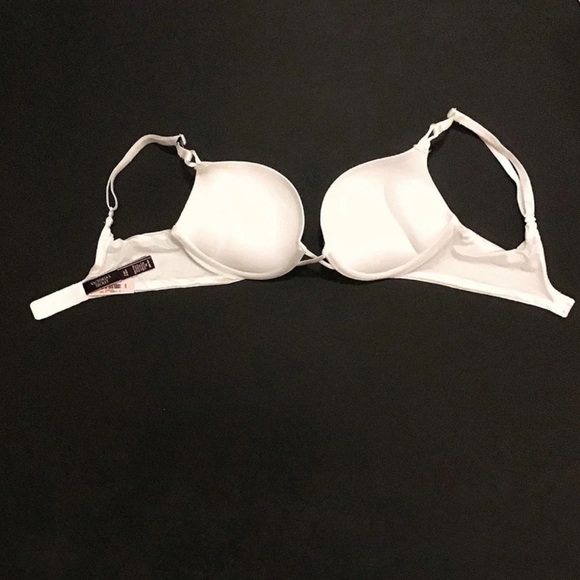 Victoria’s Secret Bombshell Add-2-Cups Super Push-Up Bra in White 34B NIP - Picture 5 of 5